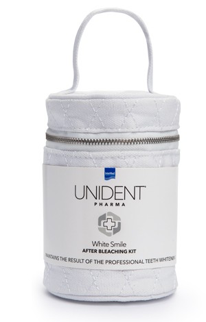 Le UNIDENT® PHARMA White Smile After Bleaching Kit est un kit complet de soins bucco-dentaires, spécialement conçu pour une utilisation après des traitements de blanchiment.